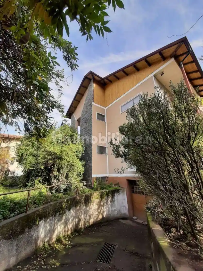 Villa in vendita a Cuorgnè