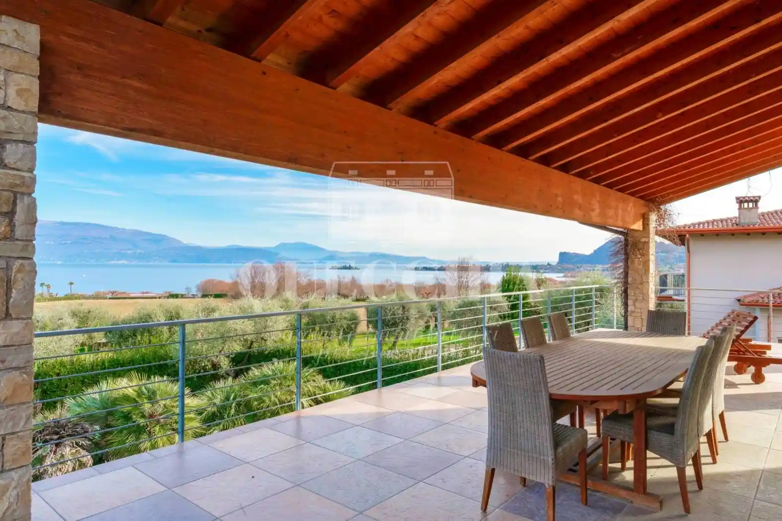 Villa in vendita a Manerba del Garda