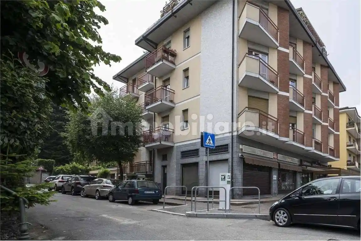 Appartamento in vendita a Varese