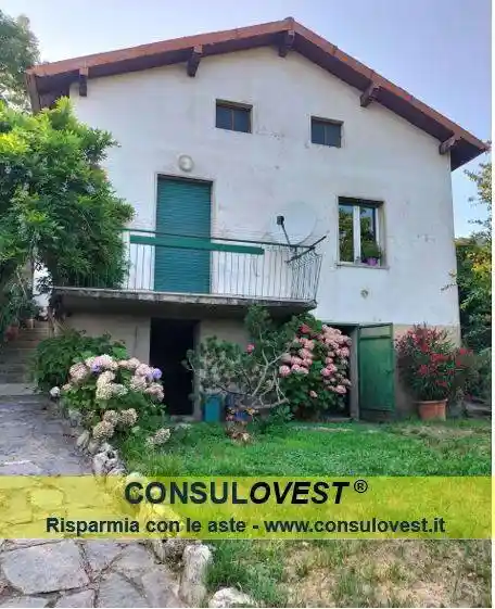 Villa in vendita a Como