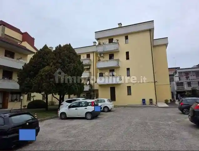 Appartamento in vendita a Montebelluna