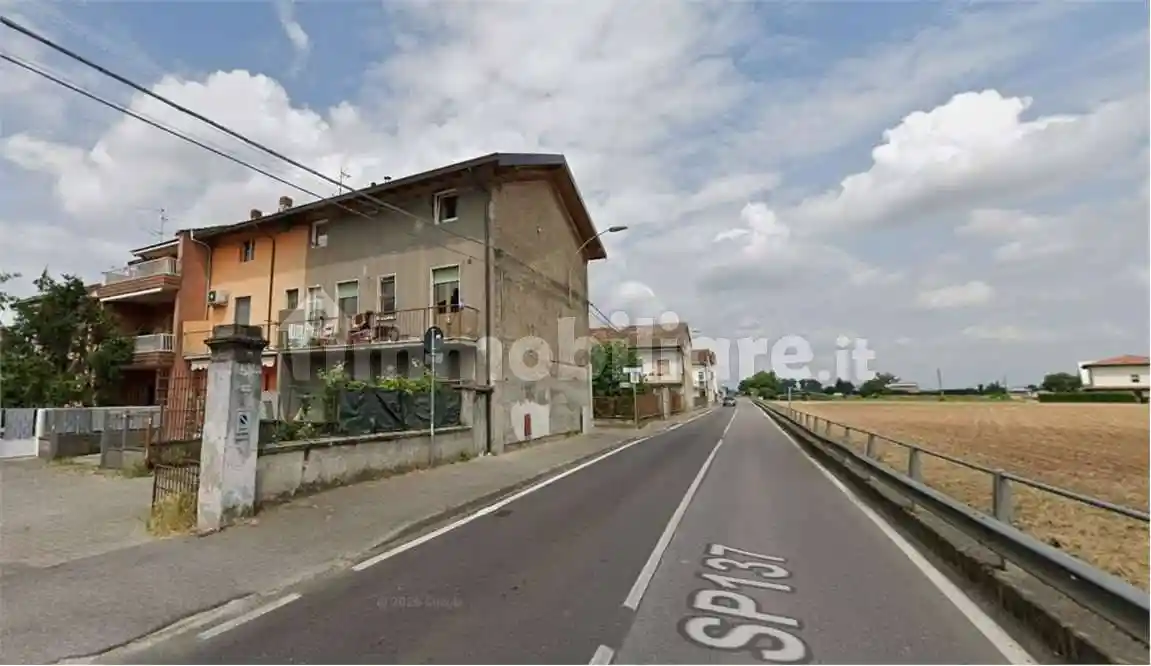 Palazzo - Stabile in vendita a Misano di Gera d'Adda