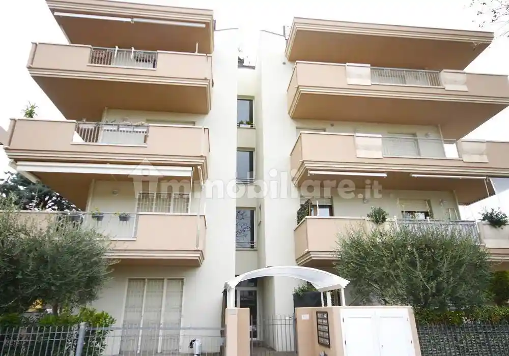 Appartamento in vendita a Riccione