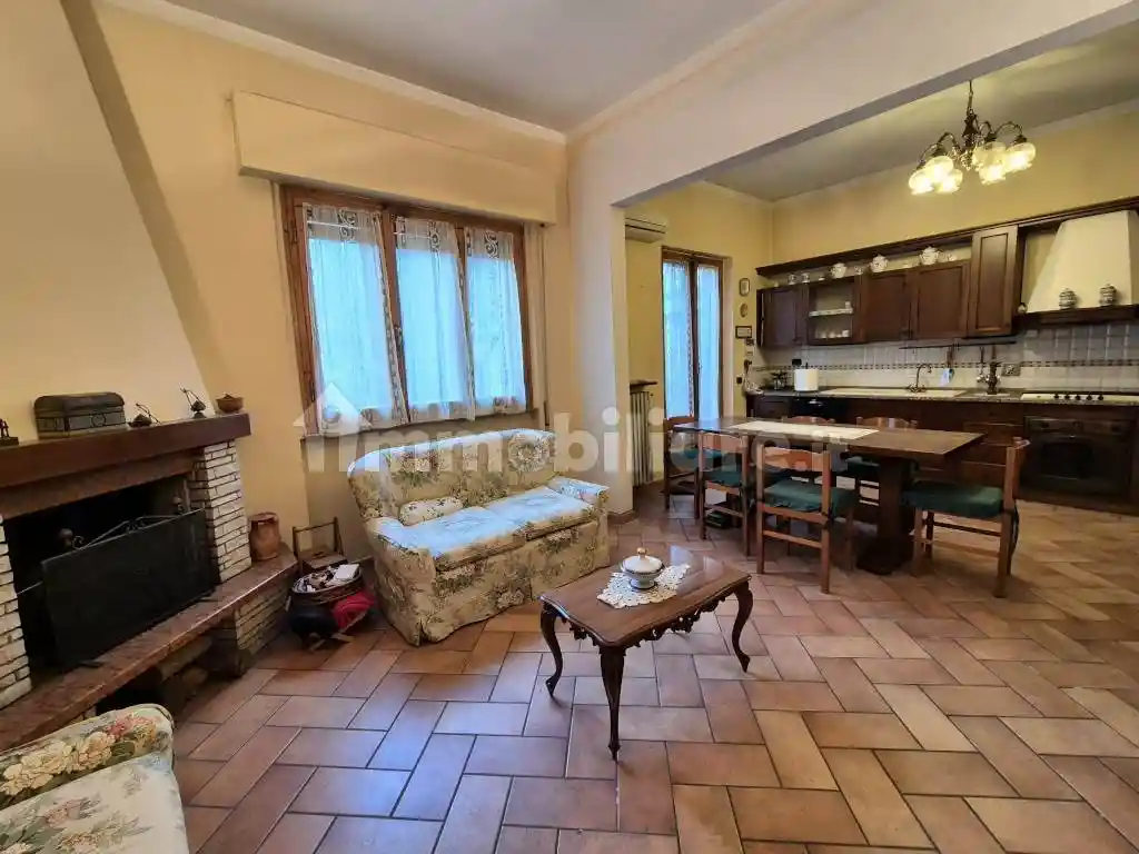 Casa indipendente in vendita a Sesto Fiorentino