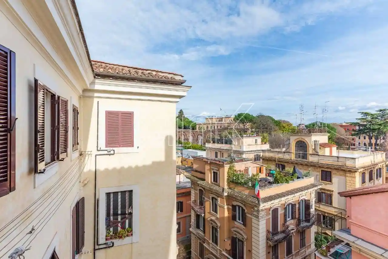 Appartamento in vendita a Roma