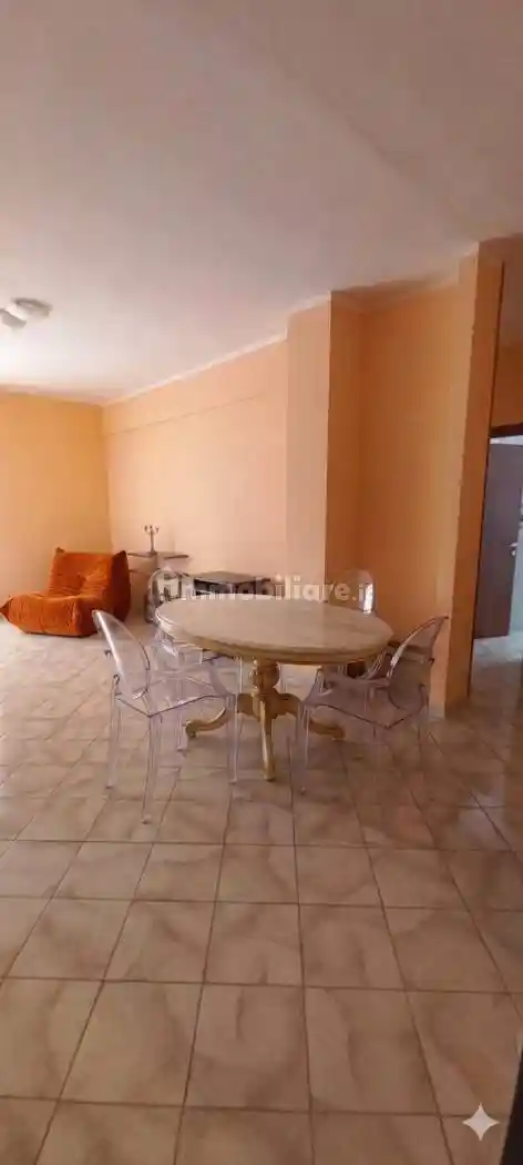 Appartamento in vendita a Carrara