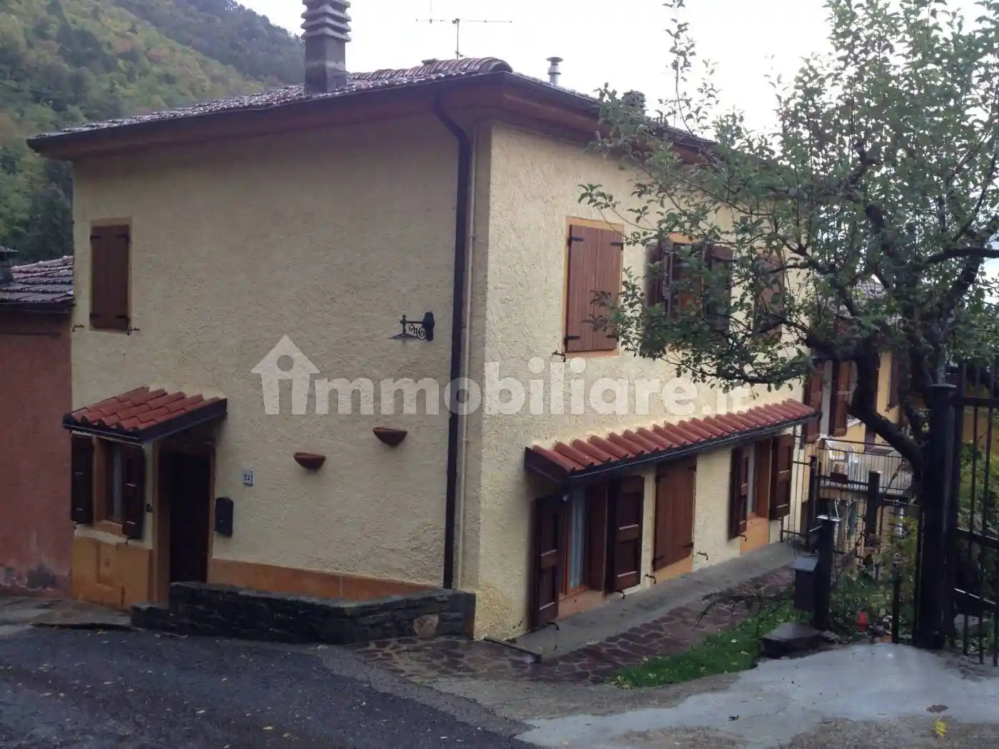 Casa indipendente in vendita a Alto Reno Terme
