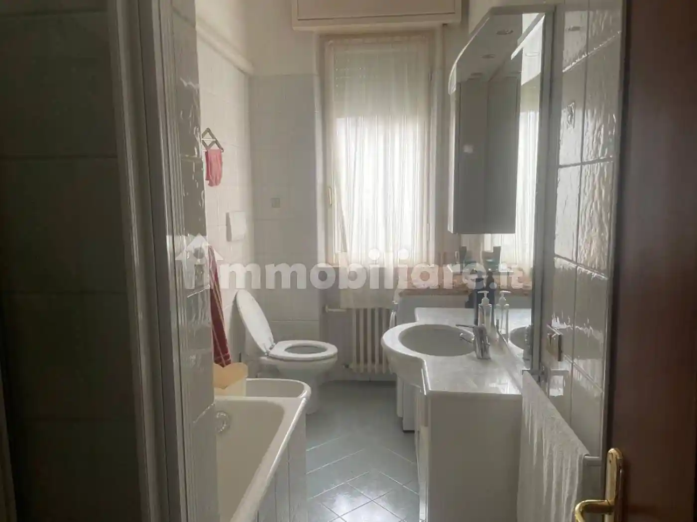 Appartamento in vendita a Piacenza