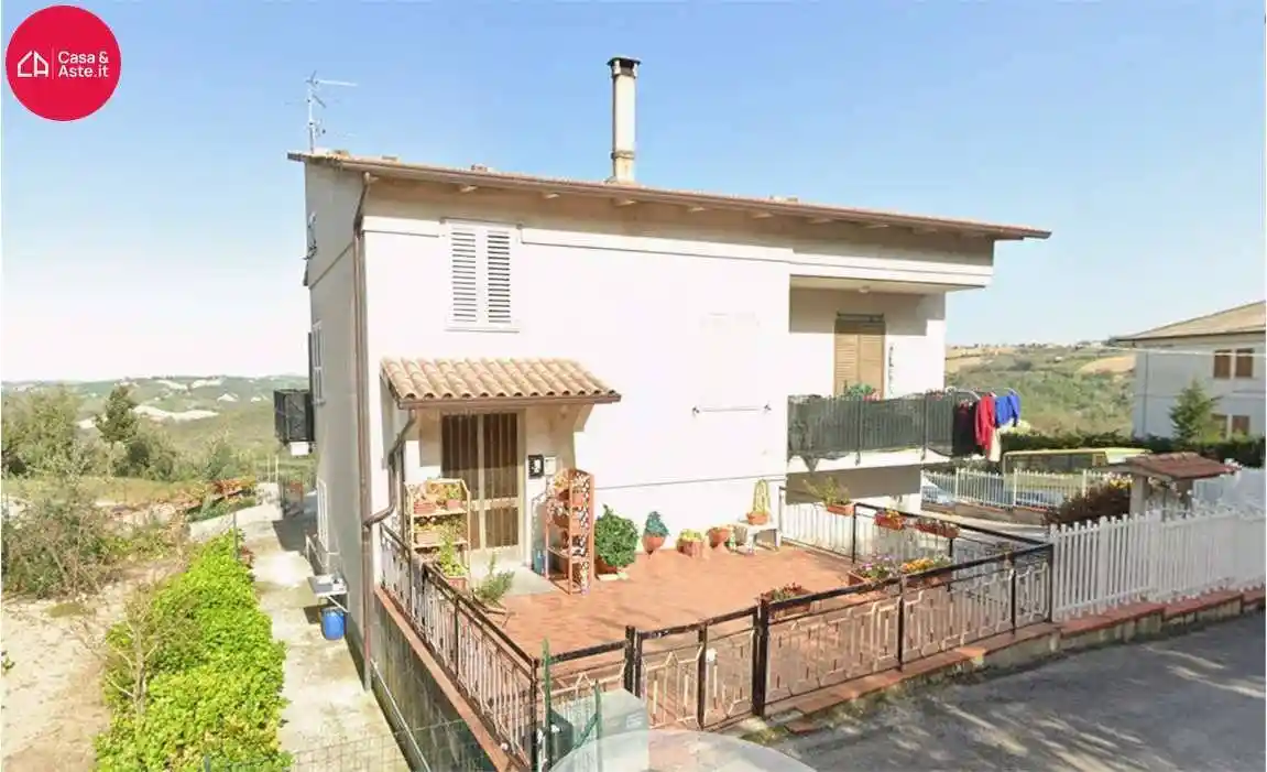 Casa indipendente in vendita a Montappone