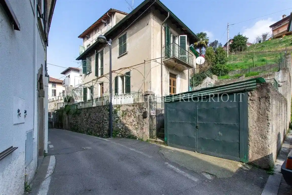 Casa indipendente in vendita a Calolziocorte