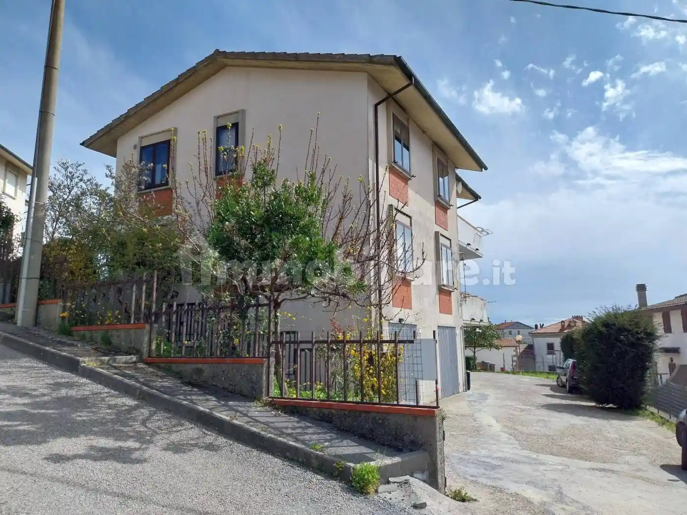 Appartamento in vendita a Roccastrada