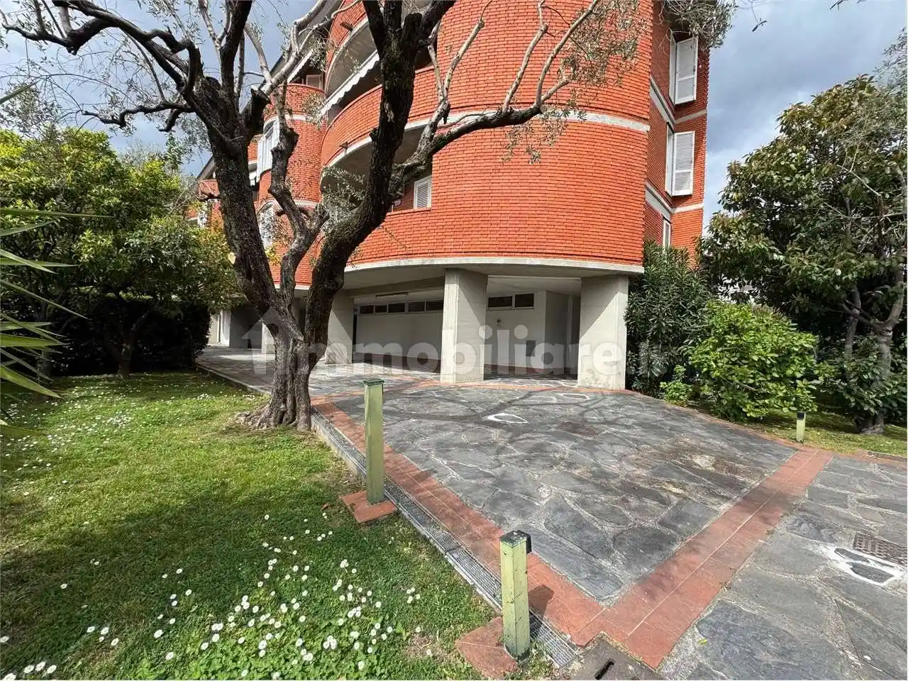 Appartamento in vendita a Massa