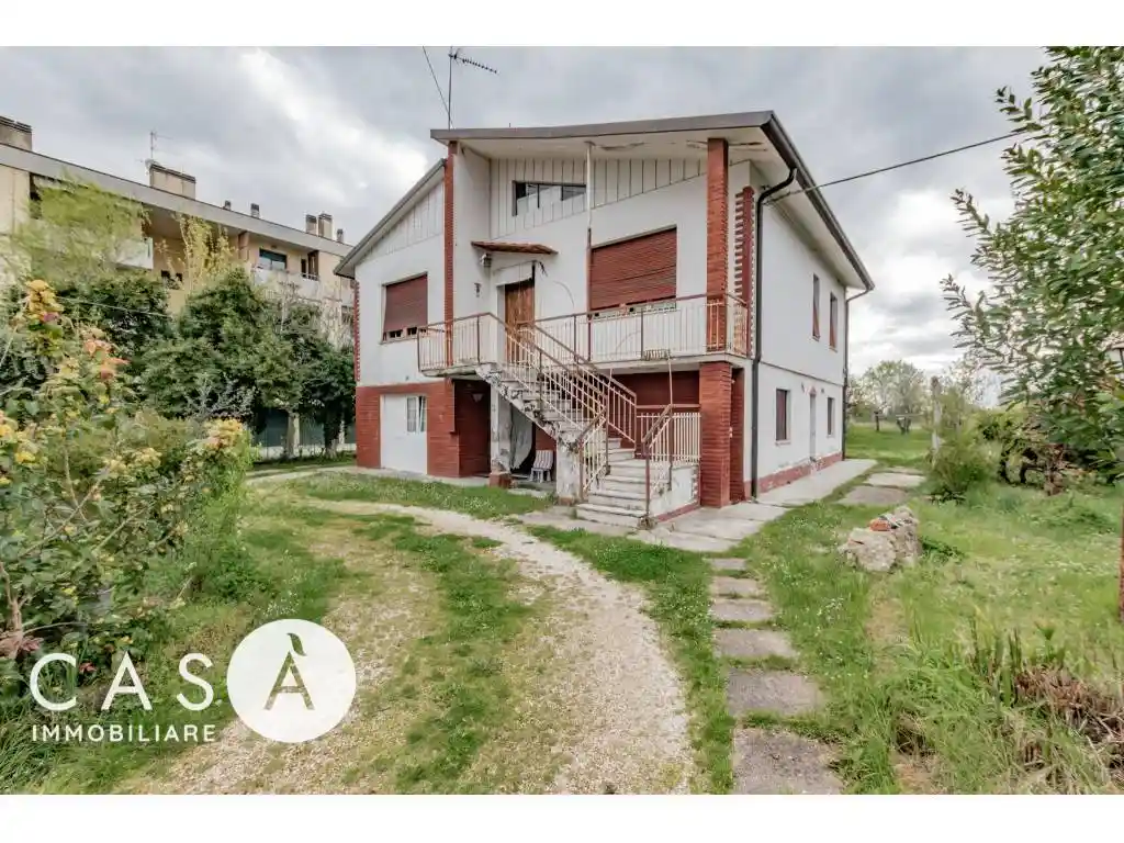 Villa in vendita a Forlì