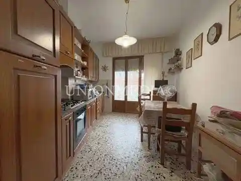 Appartamento in vendita a Sarzana