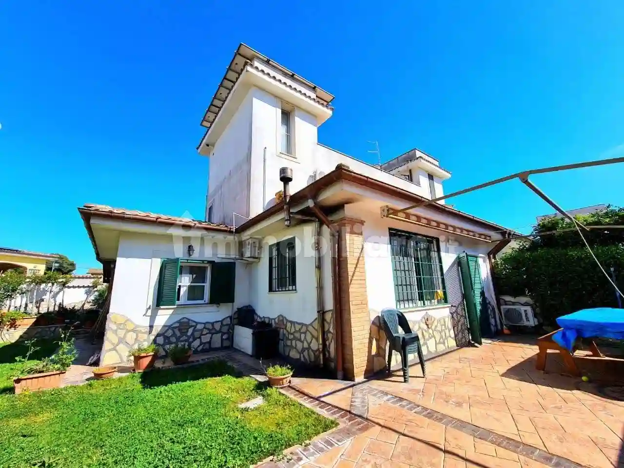 Villa - foto 2