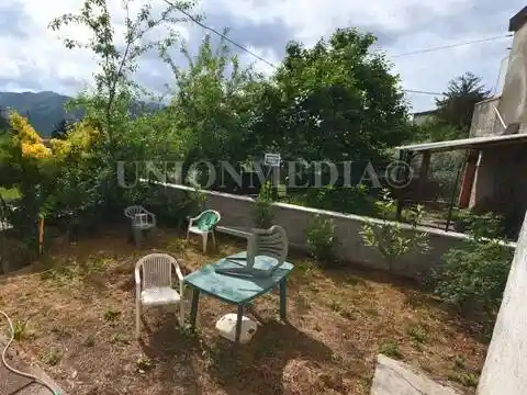 Appartamento in vendita a Fosdinovo