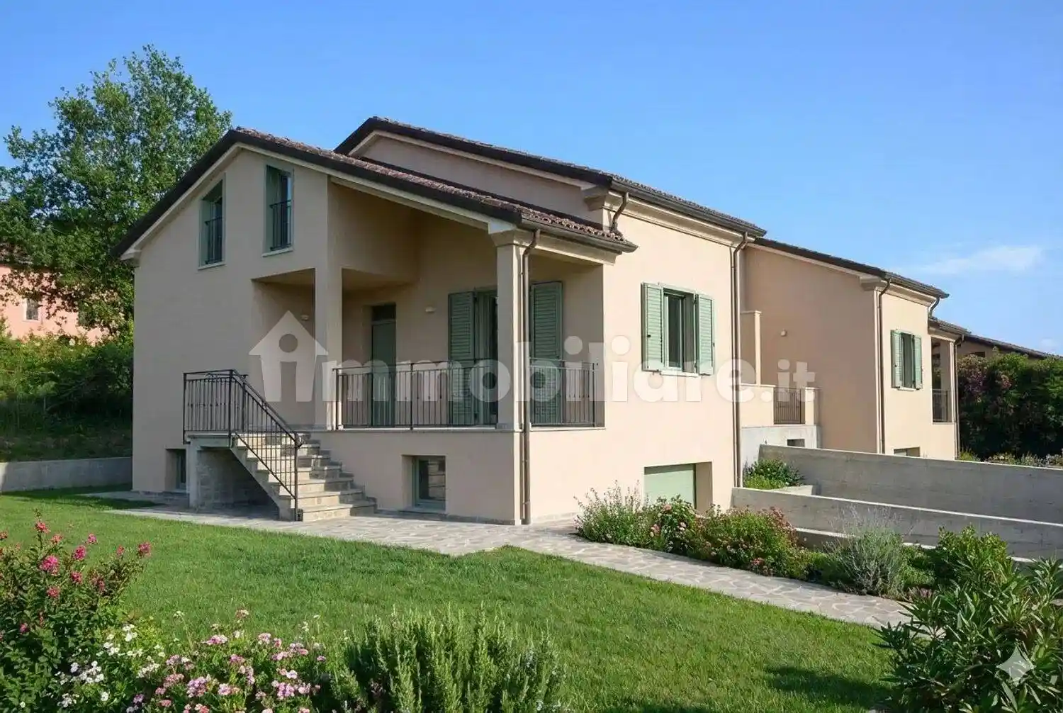 Villa in vendita a Sarzana