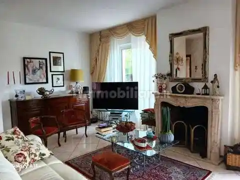 Appartamento in vendita a Fosdinovo