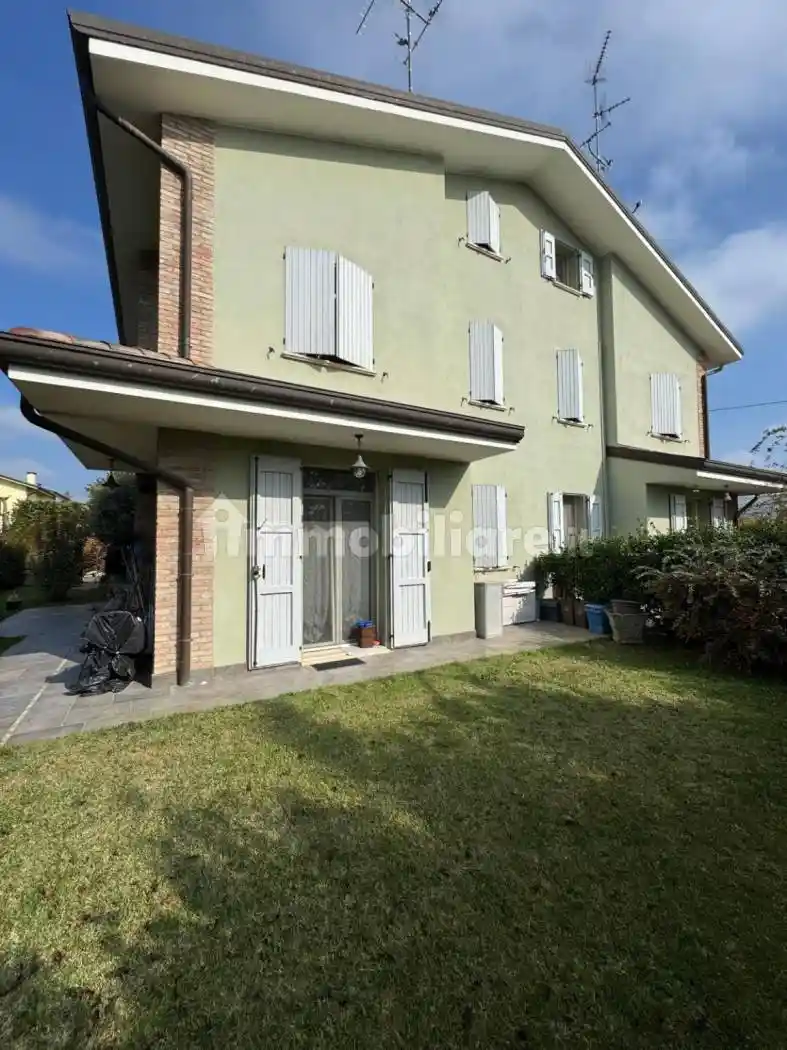 Villa in vendita a Pieve di Cento