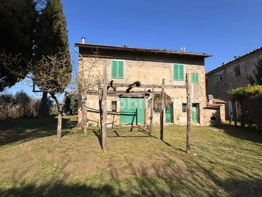 Casa indipendente in vendita a Casole d'Elsa