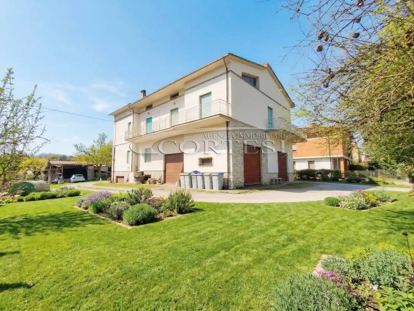 Casa indipendente in vendita a Perugia