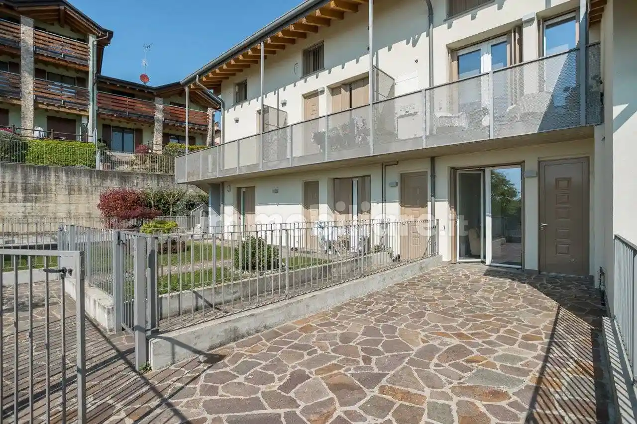 Appartamento in vendita a Sotto il Monte Giovanni XXIII