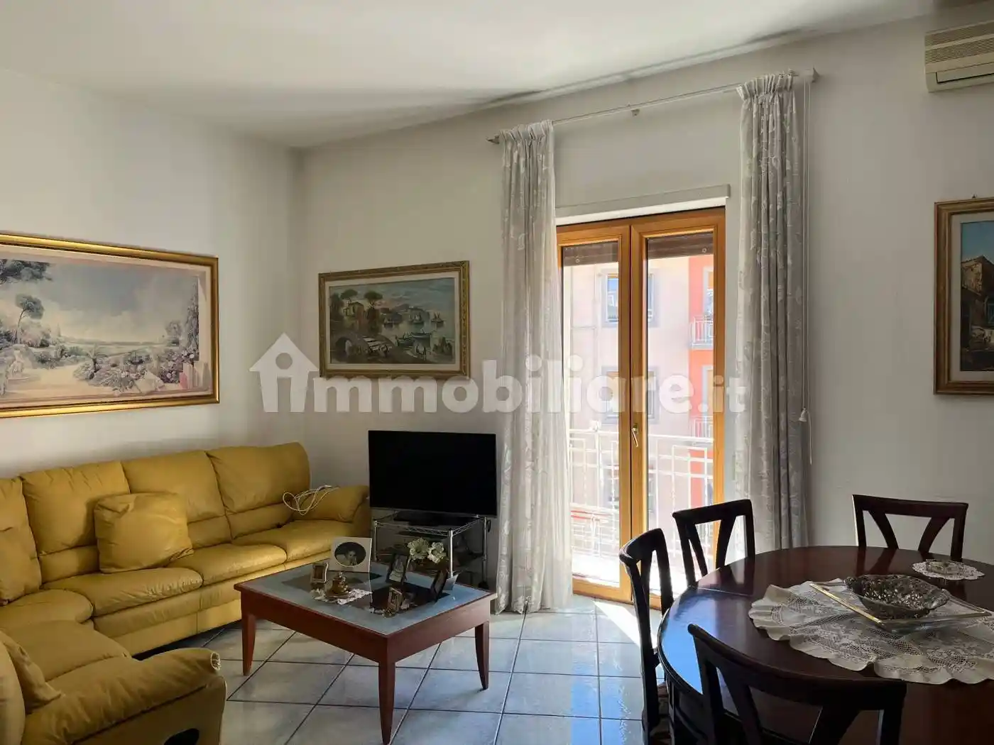 Appartamento in affitto a Salerno
