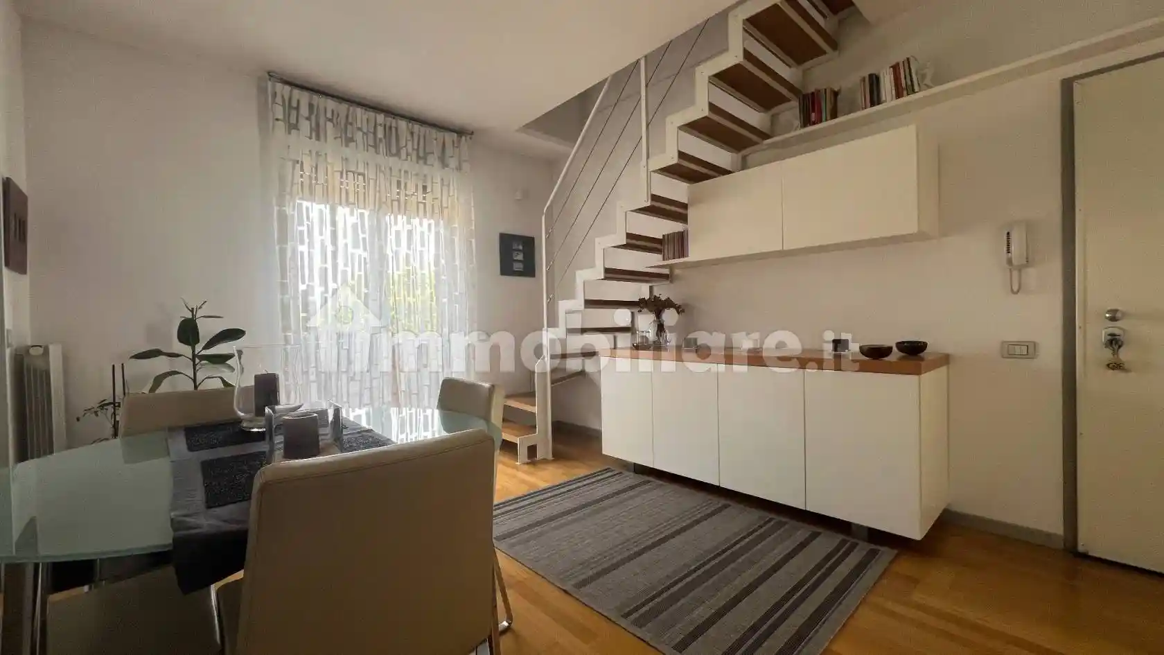 Appartamento in vendita a Desio