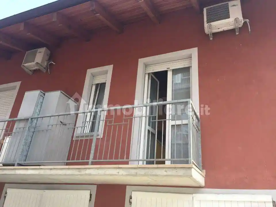 Appartamento in affitto a Alba