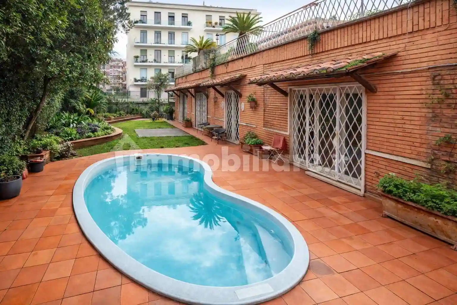 Villa - foto 2