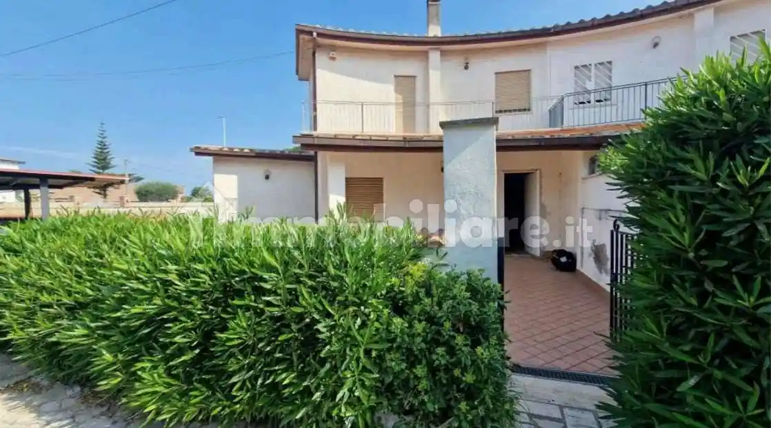 Villetta a schiera in vendita a Ardea