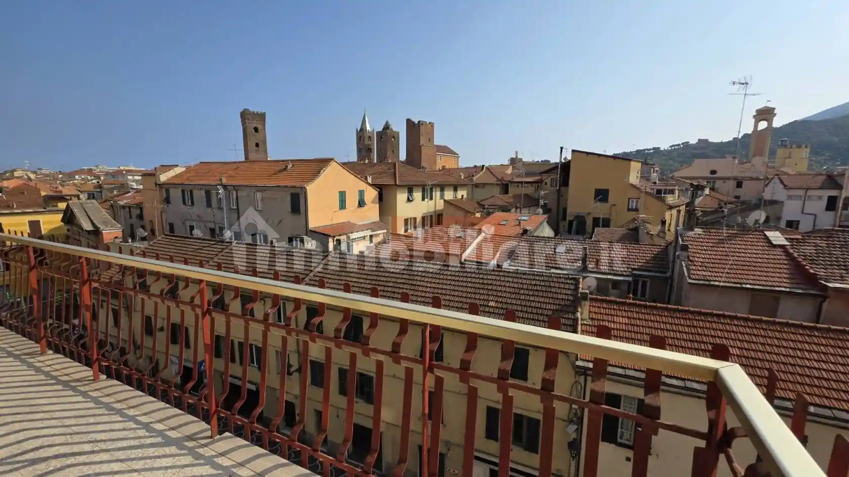 Appartamento in vendita a Albenga