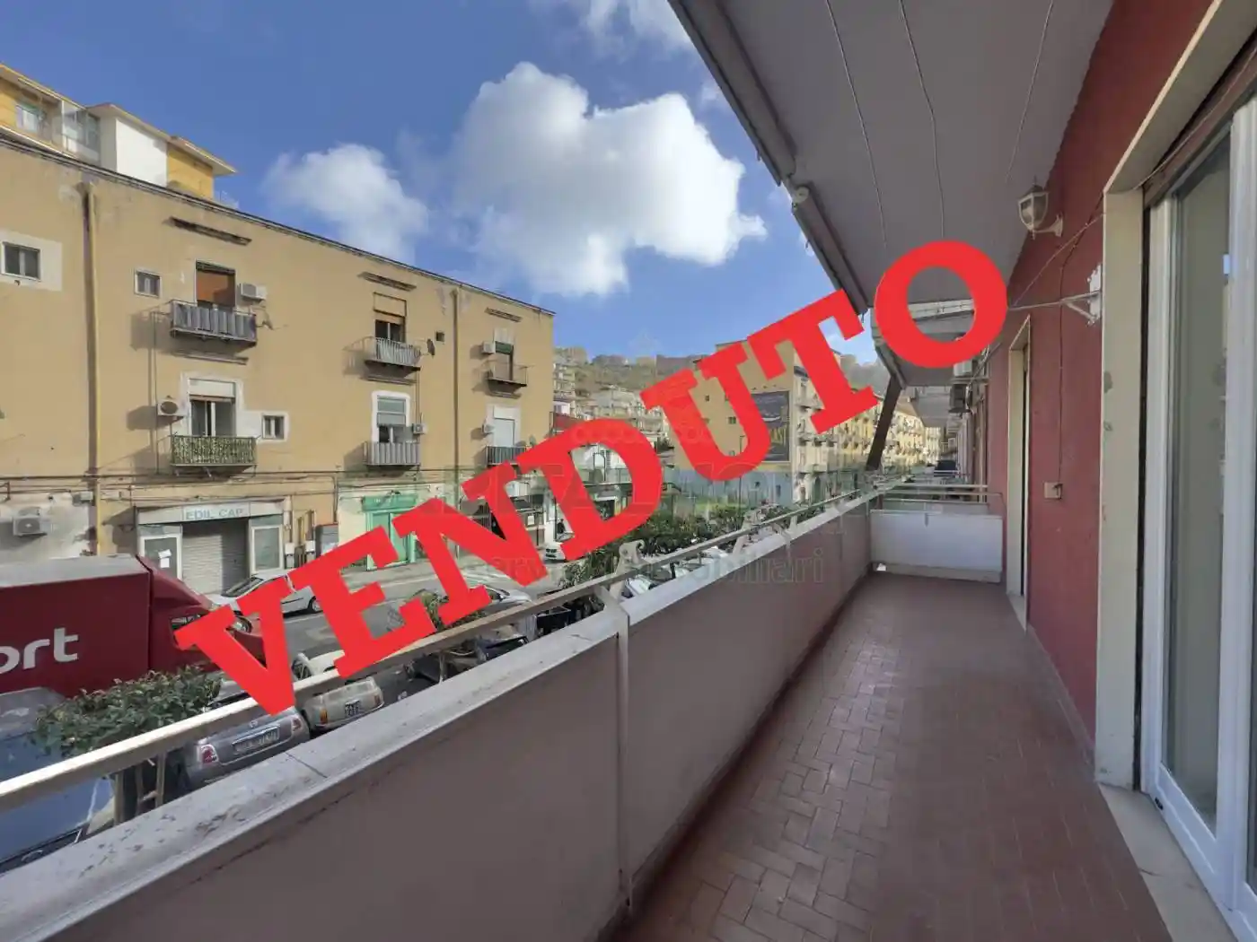 Appartamento in vendita a Napoli