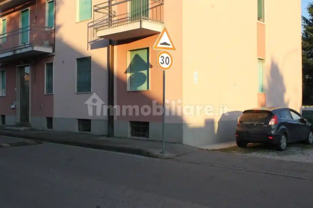 Appartamento in vendita a Busnago