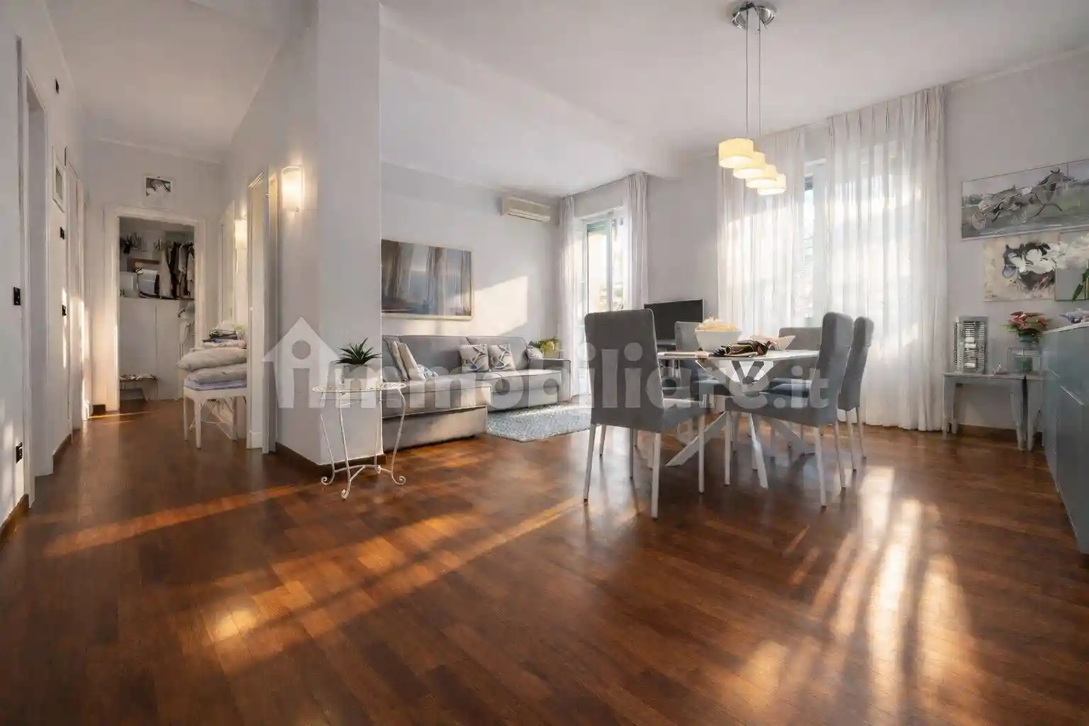 Appartamento in vendita a Viareggio