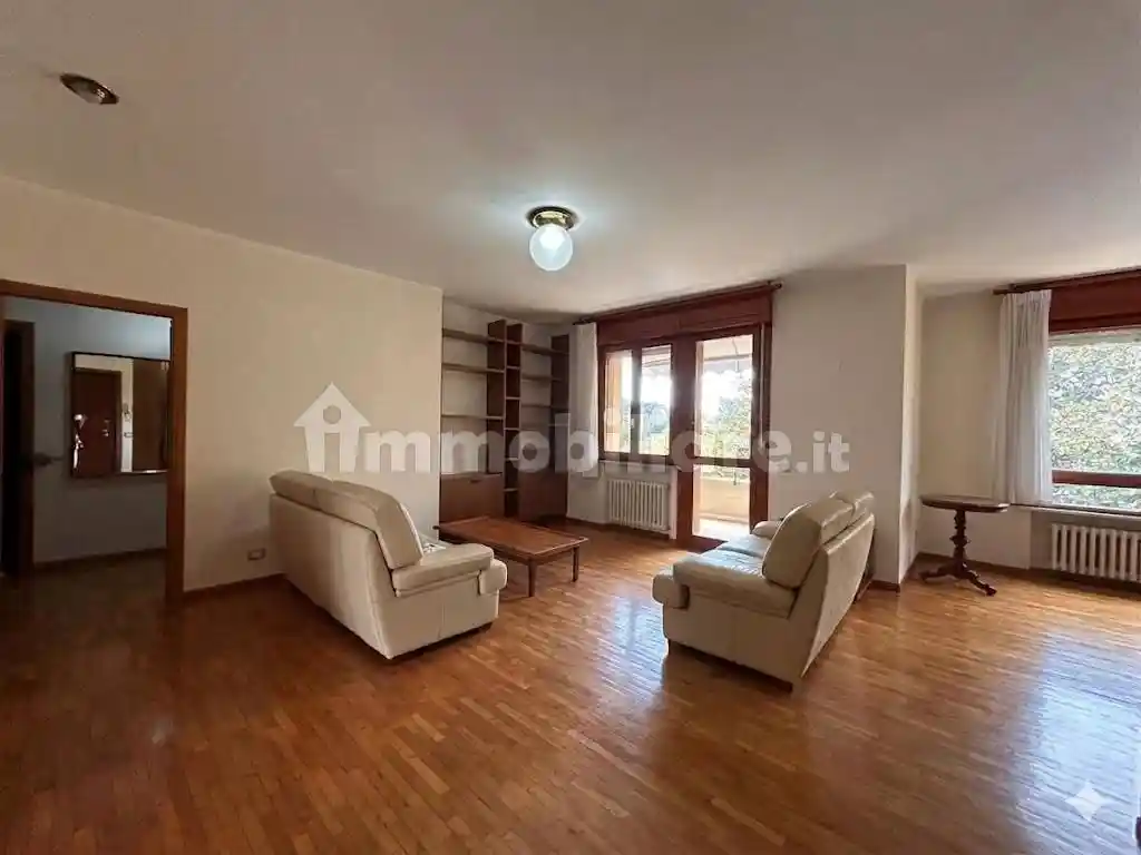 Appartamento in vendita a Reggio Emilia