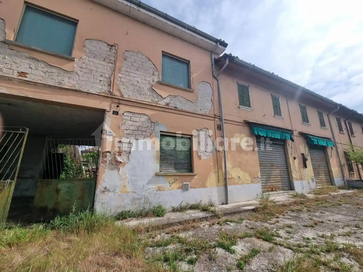 Rustico - Casale in vendita a Valle Salimbene