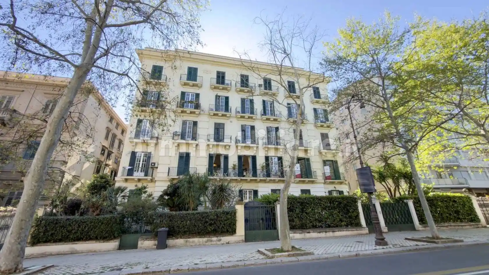 Appartamento in vendita a Palermo