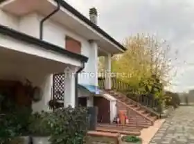 Villa in vendita a Sermide e Felonica