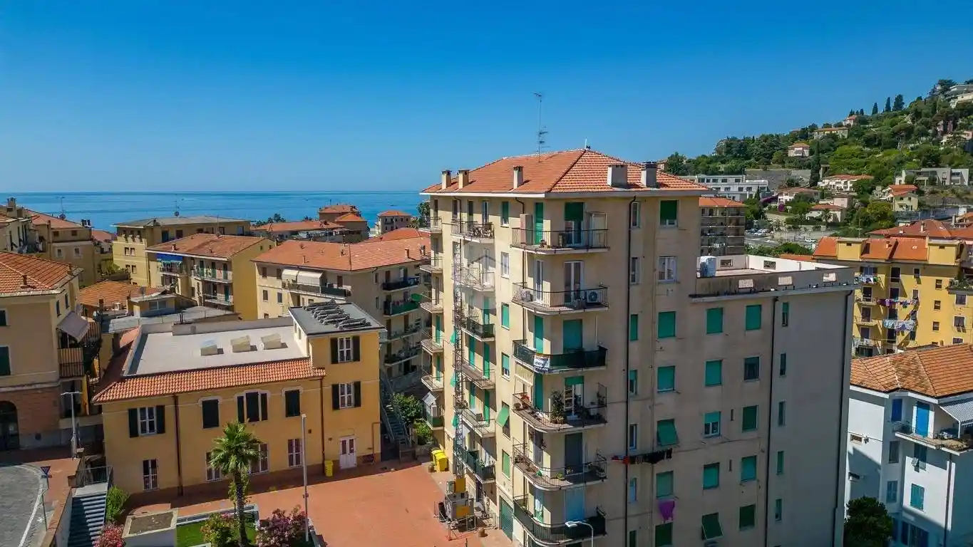 Appartamento in vendita a Imperia