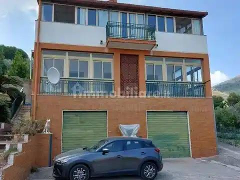 Villa in vendita a Monreale