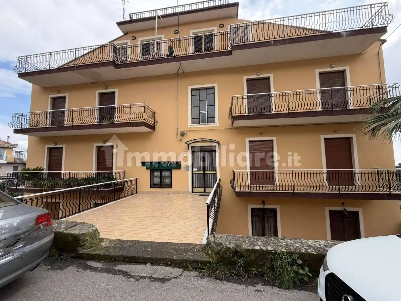 Appartamento in vendita a Zafferana Etnea