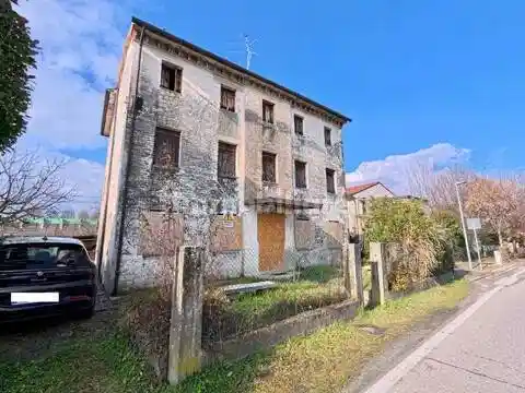 Villa in vendita a Conegliano