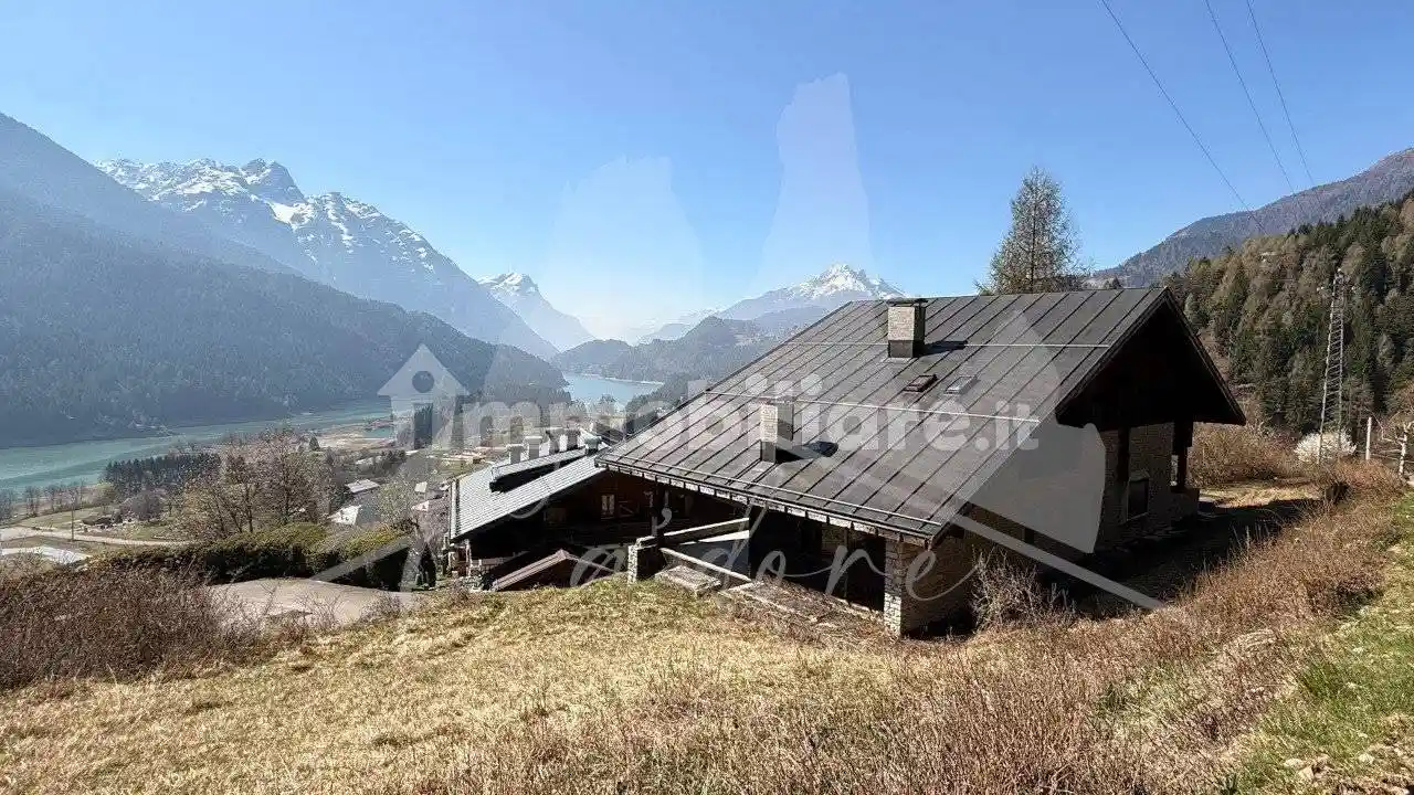 Villa in vendita a Domegge di Cadore