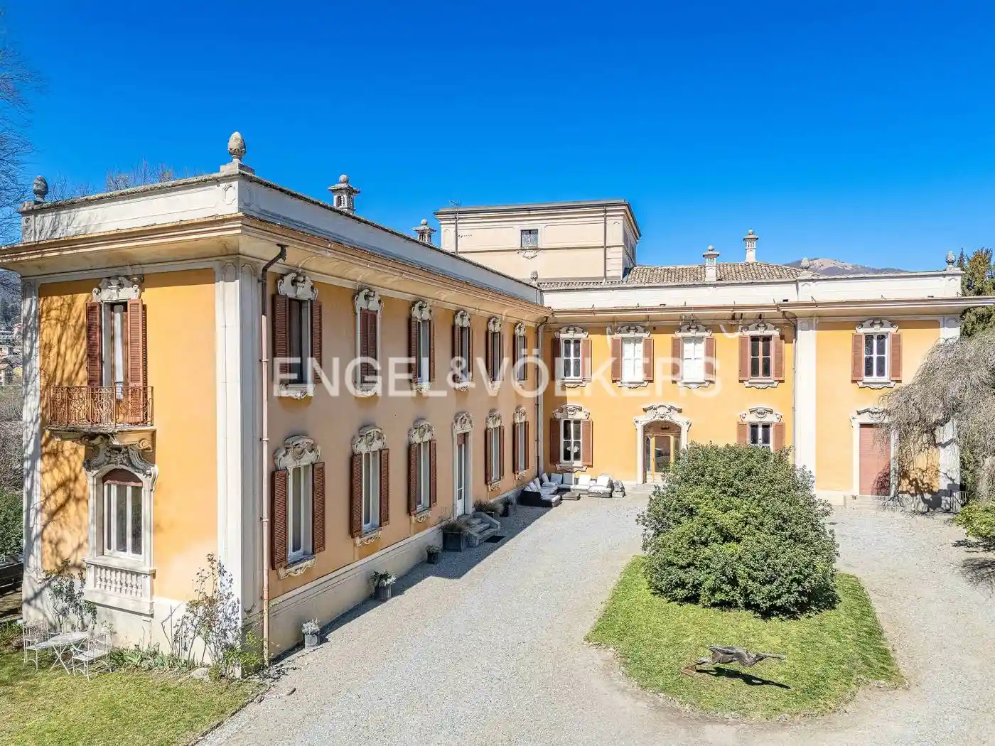 Villa in vendita a Albavilla