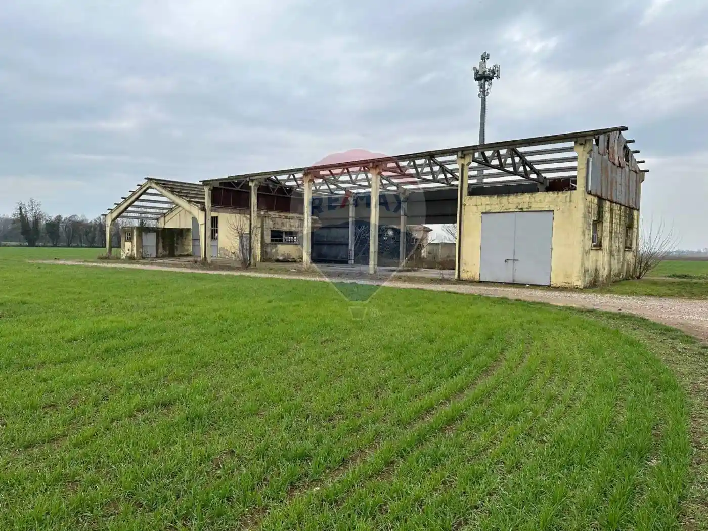 Rustico - Casale in vendita a Porto Mantovano