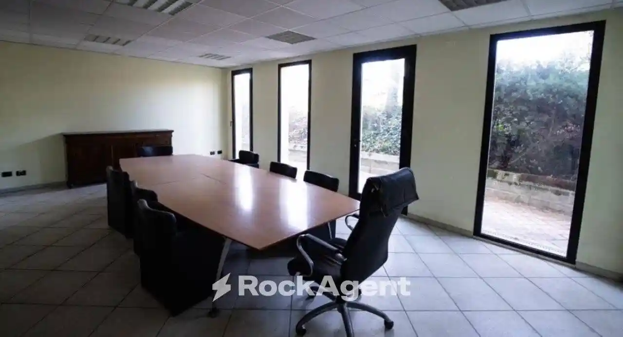 Palazzo - Edificio in vendita a Fiorano Modenese