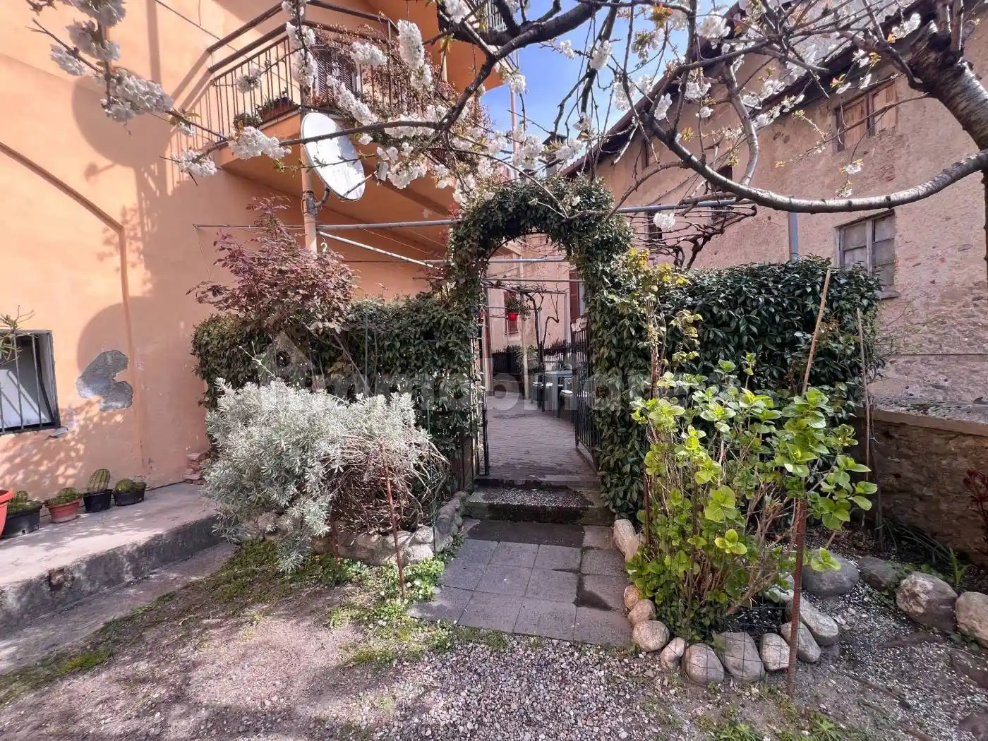 Appartamento in vendita a Villa Guardia