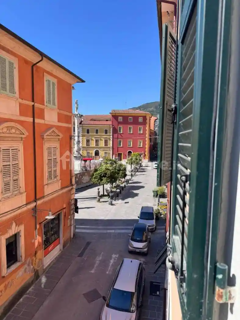Appartamento in vendita a Massa