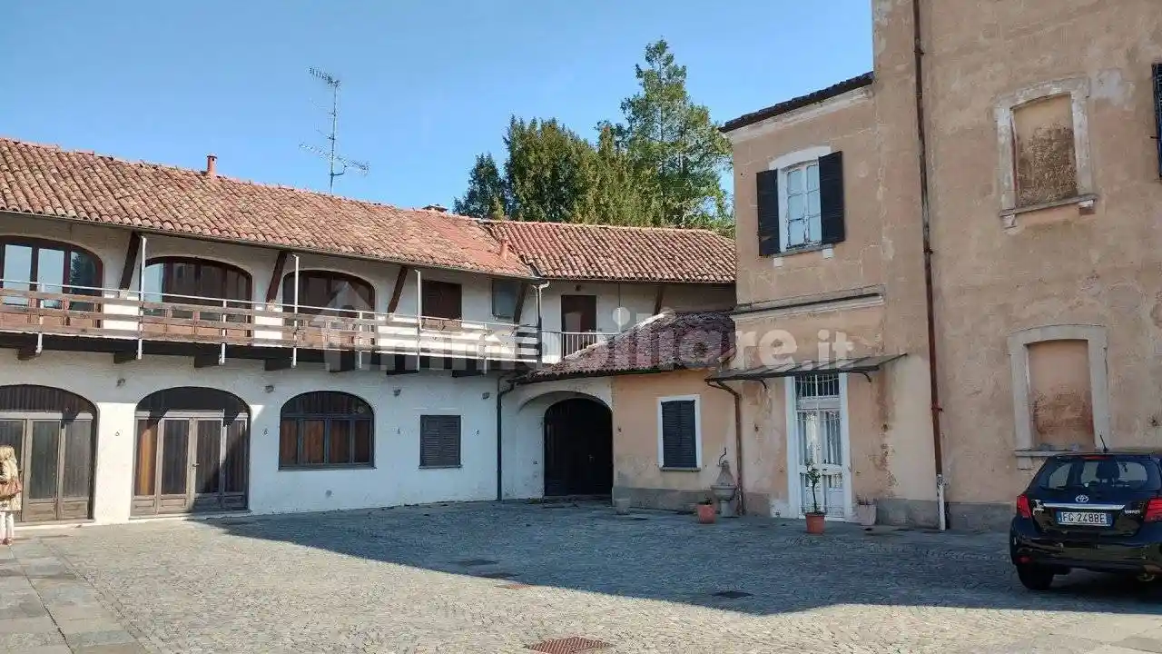 Appartamento in vendita a Arona